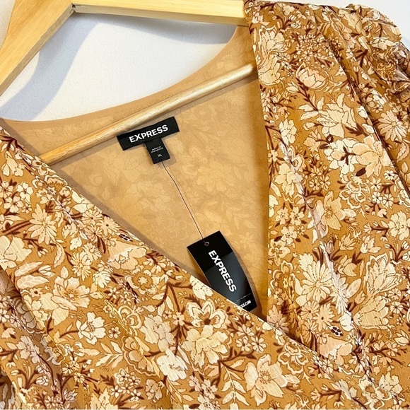 NWT‎ Express Fall Mustard Yellow Floral Flowy Shirt Boho Bohemian - Picture 6 of 6